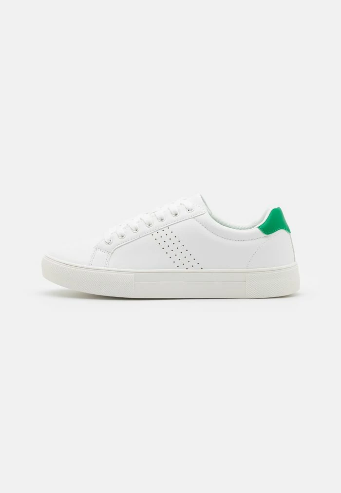 Pier One Trainers - White 1 Pier One Trainers - White