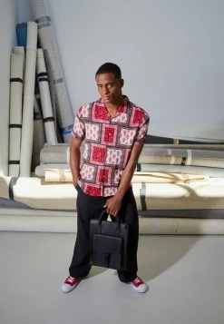 Pier One Shirt - Red/beige