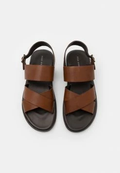Pier One UNISEX - Sandals - Cognac 13 Pier One UNISEX - Sandals - Cognac -Pier One Shop 0a07074850c04c5cbb6dcf9e4ef2f80a