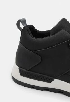 Pier One Trainers - Black -Pier One Shop 0b650cd09b964638b7c16629dbda1153