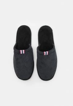 Pier One Slippers - Black -Pier One Shop 0f55286ea9bc4fef830dc3e303fc3812