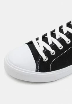 Pier One UNISEX - Trainers - Black -Pier One Shop 130675cd5ffe4ca59ad98040a0a7dcf4