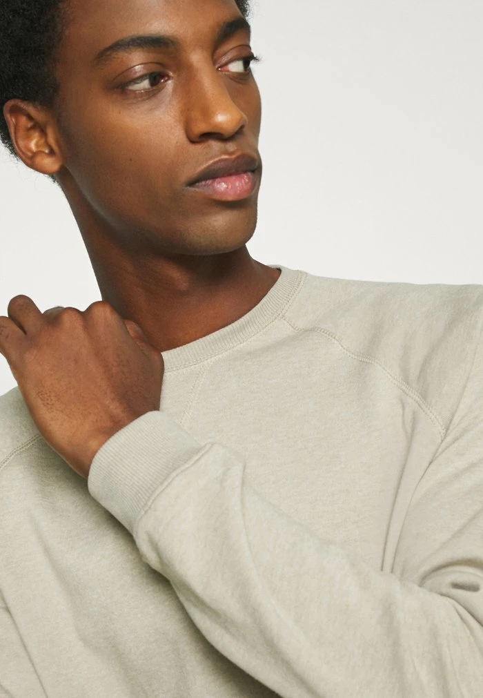 Pier One 2 PACK - Sweatshirt - Tan/black 7 Pier One 2 PACK - Sweatshirt - Tan/black - Image 7