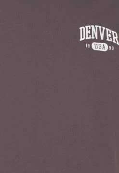 Pier One GRAPHIC T-SHIRT - Print T-shirt - Brown -Pier One Shop 150063c40edc41e1a17aaf8f6542efeb