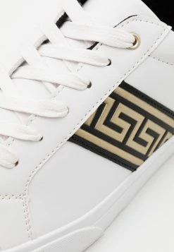 Pier One UNISEX - Trainers - White/black/gold-coloured -Pier One Shop 18ae8ca121834b39856cbbd777d087c6