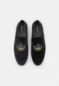 Pier One Slip-ons - Black 9 Pier One Slip-ons - Black -Pier One Shop 192e03ac06144362a9d8077e461446bb