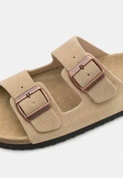 Pier One LEATHER UNISEX - Mules - Beige -Pier One Shop 1ac33122e3c841b6b5f9c0afc4c244b0