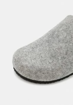 Pier One UNISEX - Slippers - Grey -Pier One Shop 1d26b9421156447284989bf62f236e0d