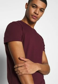 Pier One Basic T-shirt - Bordeaux -Pier One Shop 204865ebd51d4b03a583a485013c85fe