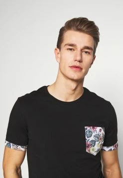 Pier One Print T-shirt - Black -Pier One Shop 2066a39a5f0340aab8c9c2a9fcc0b05e