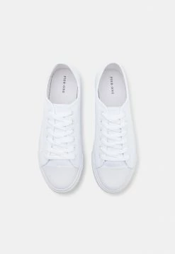 Pier One UNISEX - Trainers - White -Pier One Shop 2554e9f731ab485bb21884b4cded4dec
