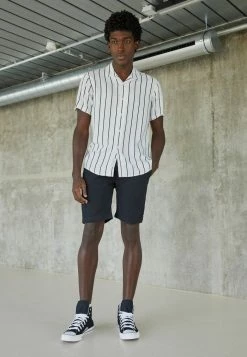 Pier One 2 PACK - Shorts - Black/olive