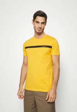 Pier One Print T-shirt - Yellow