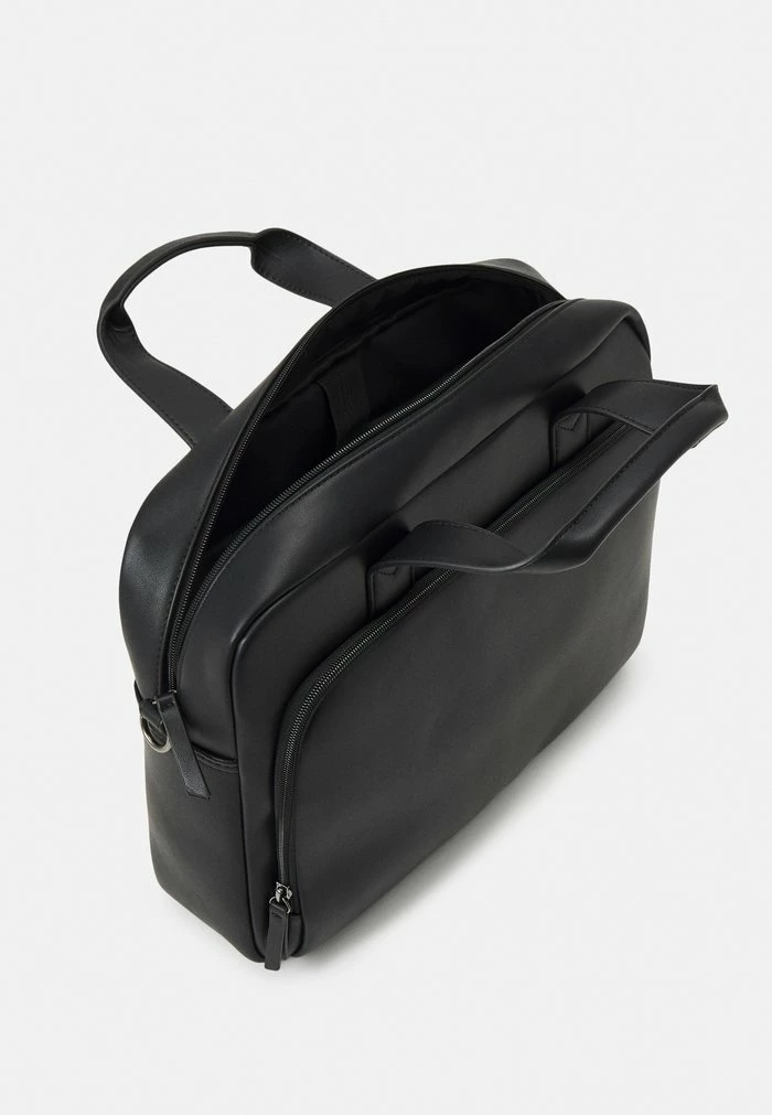 Pier One Laptop Bag - Black 3 Pier One Laptop Bag - Black - Image 3