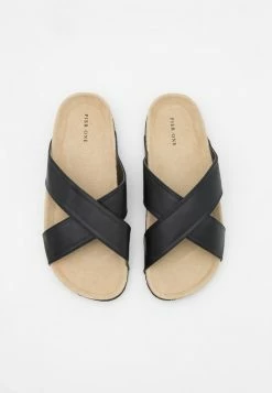Pier One UNISEX - Slippers - Black -Pier One Shop 2704dec110754733afe9fd5a6ca0cd7c