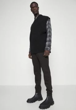 Pier One Tracksuit Bottoms - Black 9 Pier One Tracksuit Bottoms - Black -Pier One Shop 31a61803c94e40539e7abd4a165905bd