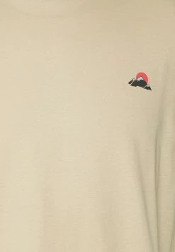 Pier One Print T-shirt - Beige -Pier One Shop 358f76f7b8c641f495d69c7cfee849cf