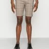 Pier One CHECK SHORTS - Shorts - Beige