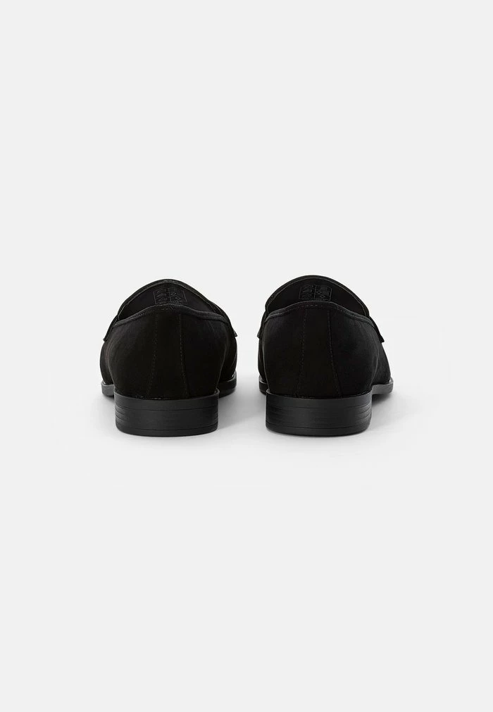 Pier One Slip-ons - Black 3 Pier One Slip-ons - Black - Image 3