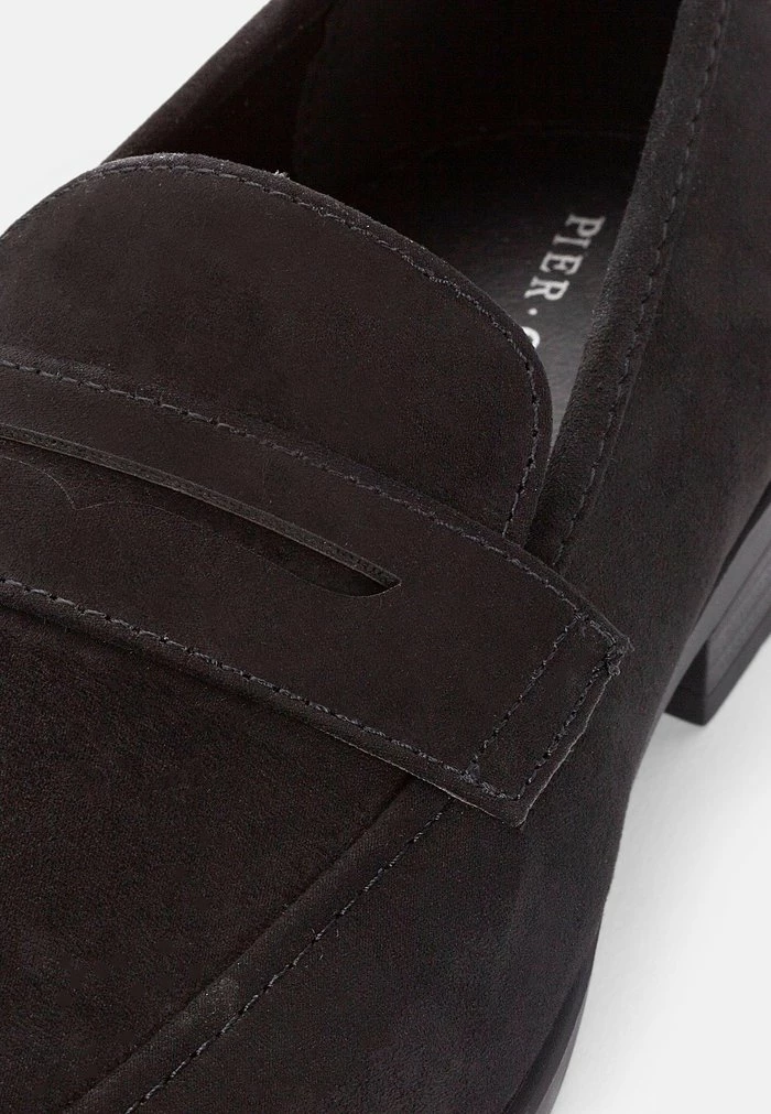 Pier One Slip-ons - Black 6 Pier One Slip-ons - Black - Image 6