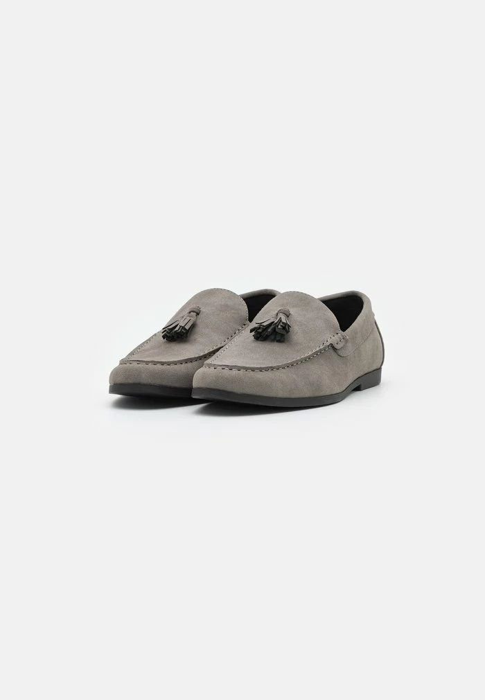 Pier One Slip-ons - Grey 2 Pier One Slip-ons - Grey - Image 2