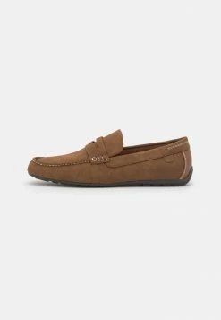 Pier One Slip-ons - Cognac