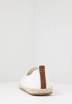 Pier One RENA ESPADRILLE UNISEX - Espadrilles - White 9 Pier One RENA ESPADRILLE UNISEX - Espadrilles - White -Pier One Shop 4f1c7dae0cbb47efaca02a71fb79d125