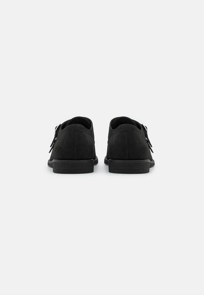 Pier One Slip-ons - Black 3 Pier One Slip-ons - Black - Image 3