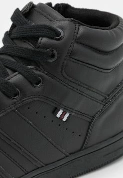 Pier One High-top Trainers - Black 11 Pier One High-top Trainers - Black -Pier One Shop 5768c084e50e410282871491a52b7436