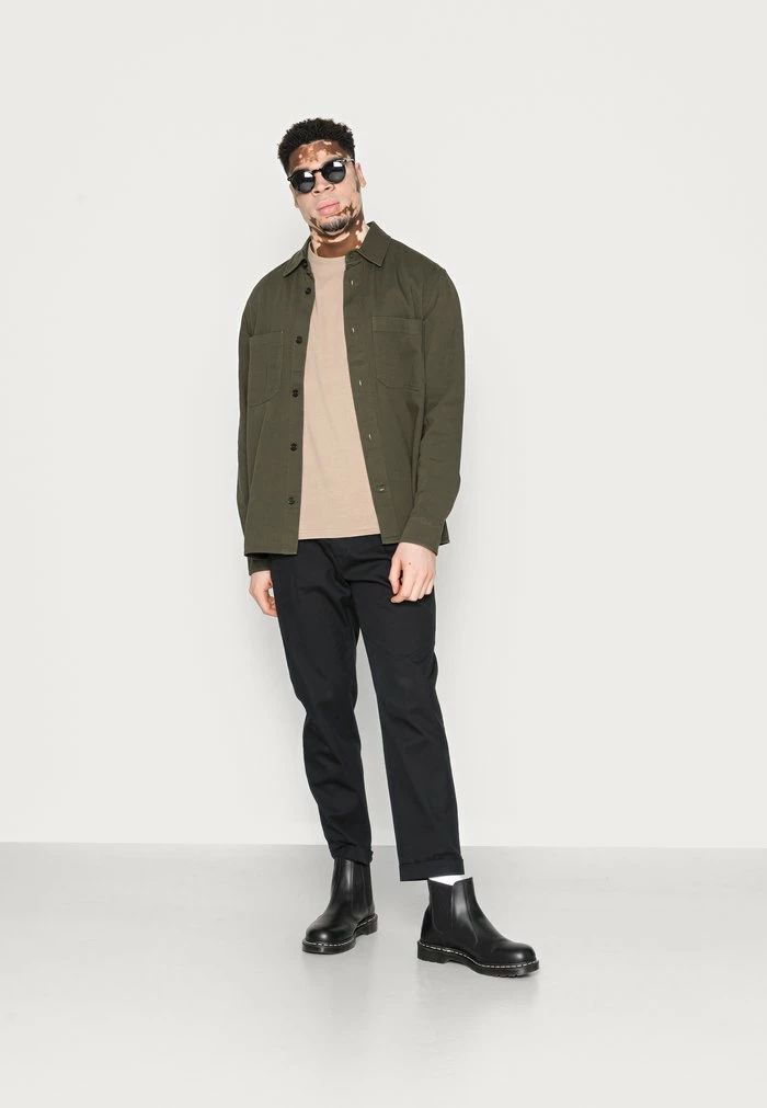 Pier One Print T-shirt - Light Brown 2 Pier One Print T-shirt - Light Brown - Image 2