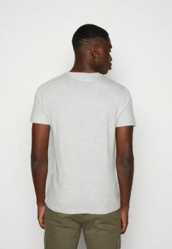 Pier One UNISEX 5 Pack - Basic T-shirt - Black /dark Blue/dark Green -Pier One Shop 60b09e26f77f493d9bfaf26534a8018b