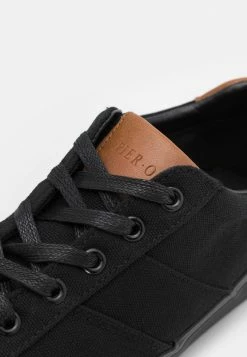 Pier One Trainers - Black -Pier One Shop 61599bea9c634debac2150235be9a13e