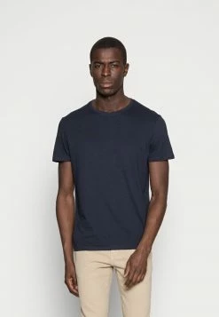 Pier One 2 PACK - Basic T-shirt - Bordeaux -Pier One Shop 644f3d6f49d04025b83d0d4b0da6c6b9