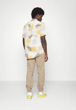 Pier One Trousers - Tan 11 Pier One Trousers - Tan -Pier One Shop 692cf02d9e64453b80085491180c98f6