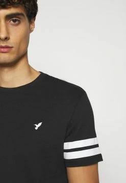 Pier One Print T-shirt - Black -Pier One Shop 6b19b3d95a3e410fbe067acf773e94ce