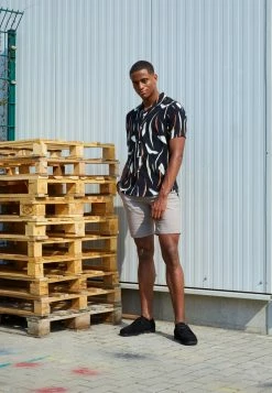 Pier One Shirt - Black