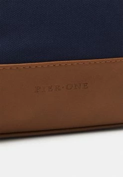 Pier One UNISEX - Wash Bag - Cognac -Pier One Shop 6d9d02b1e4634f02a28961c192e16039