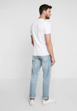 Pier One Print T-shirt - White 7 Pier One Print T-shirt - White -Pier One Shop 7cc83d69c1694aca980b0ec0799a5513