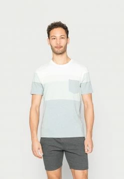 Pier One Basic T-shirt - Green