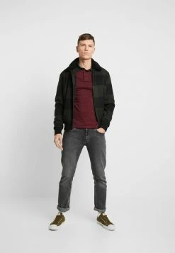 Pier One MUSCLE FIT - Polo Shirt - Bordeaux 6 Pier One MUSCLE FIT - Polo Shirt - Bordeaux -Pier One Shop 8f04bc93cb86430fb17b7449fe3c0ce3