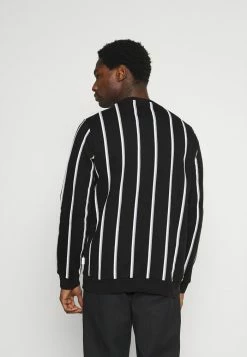 Pier One Sweatshirt - Black 10 Pier One Sweatshirt - Black -Pier One Shop 93b04eb9be30475ab40517a0b7208000