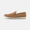 Pier One Slip-ons - Beige