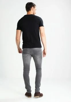 Pier One Basic T-shirt - Black 8 Pier One Basic T-shirt - Black -Pier One Shop 986416f3e81f4399a4473036c21acde4