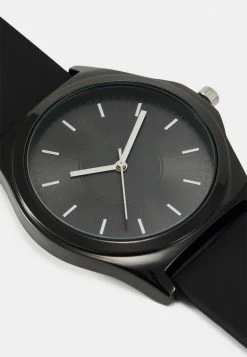 Pier One UNISEX - Watch - Black/silver -Pier One Shop 993133f896e94b5b8752bbdc02ba4594