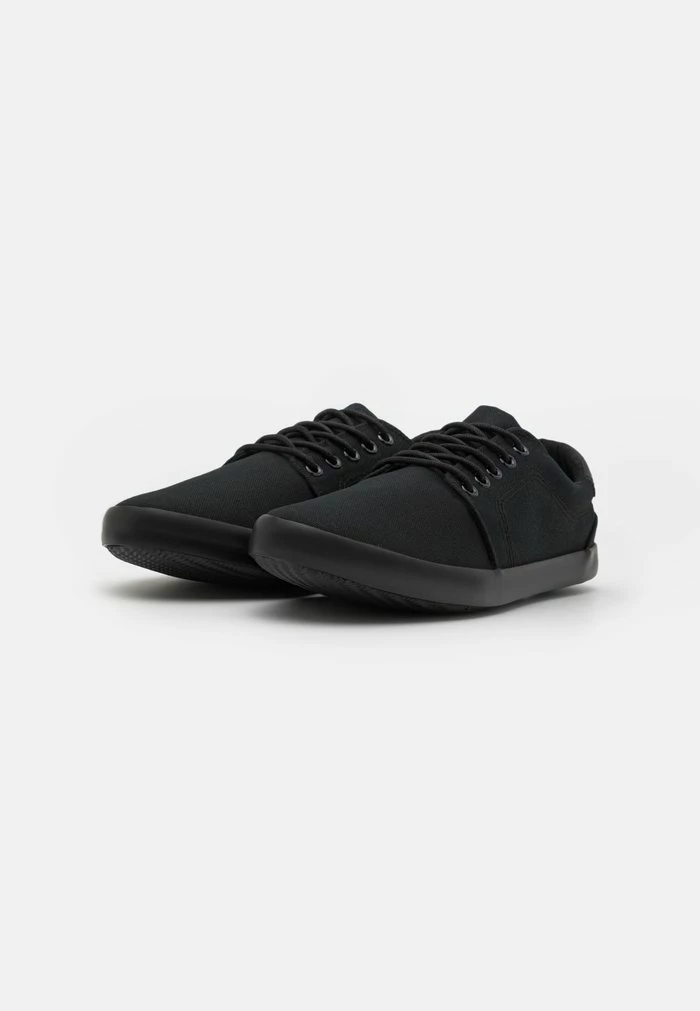 Pier One Trainers - Black 2 Pier One Trainers - Black - Image 2