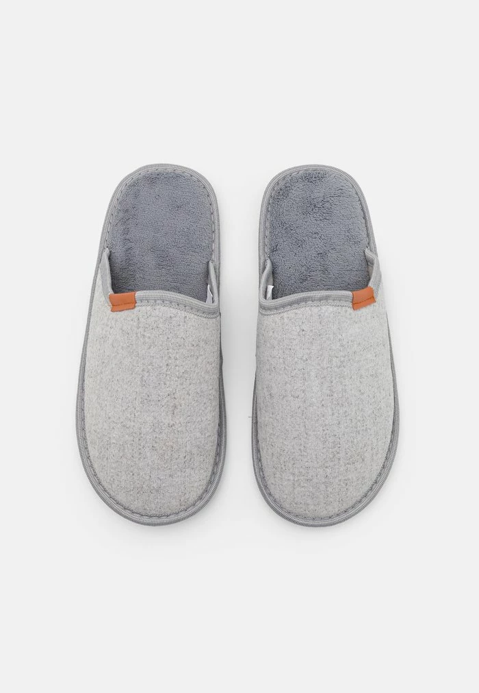 Pier One Slippers - Grey 4 Pier One Slippers - Grey - Image 4