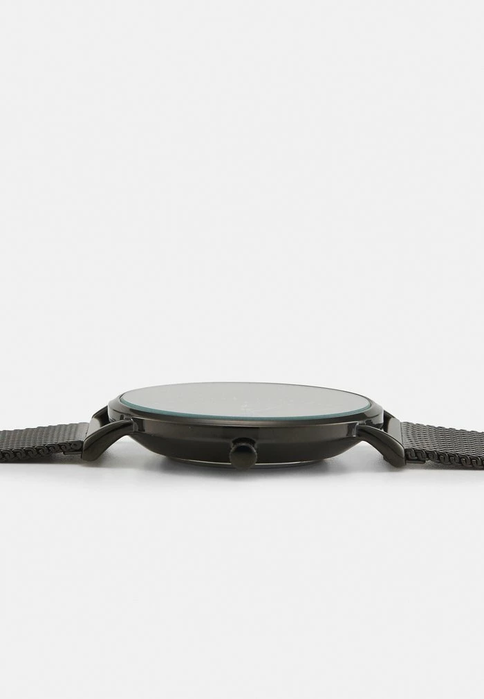 Pier One Watch - Black 3 Pier One Watch - Black - Image 3