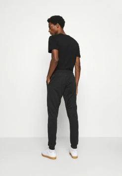 Pier One Tracksuit Bottoms - Black 7 Pier One Tracksuit Bottoms - Black -Pier One Shop a1b709fa2c32431482f95b3eb7300192