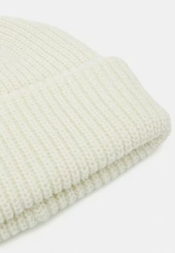 Pier One UNISEX - Beanie - Off White -Pier One Shop a2f715ed88fe43a184d6e3dafc318f0e