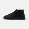 Pier One High-top Trainers - Black